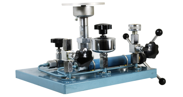 YS改良型活塞壓力計(jì)