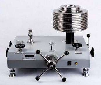 活塞壓力計(jì)使用方法？