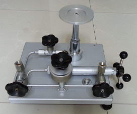 KY新規(guī)程活塞式壓力計(jì)概述