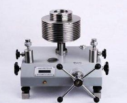 活塞式壓力計的標(biāo)定