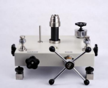 活塞式壓力計(jì)使用須知